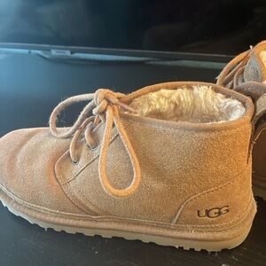 UGG Chestnut Neumel Boots